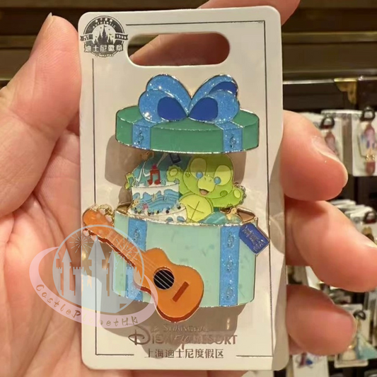 “Pre-order” SHDR - 'Oul Mel Birthday Pin Badge, May