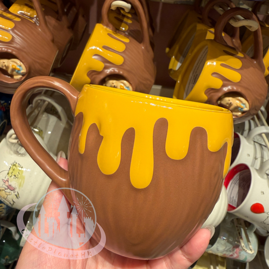 “Pre-order” HKDL - Winnie the Pooh Figural Mug