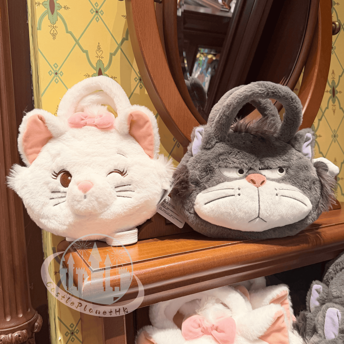 "Pre-Order" HKDL - Marie Plush Face Crossbody Bag, The Aristocats 2026