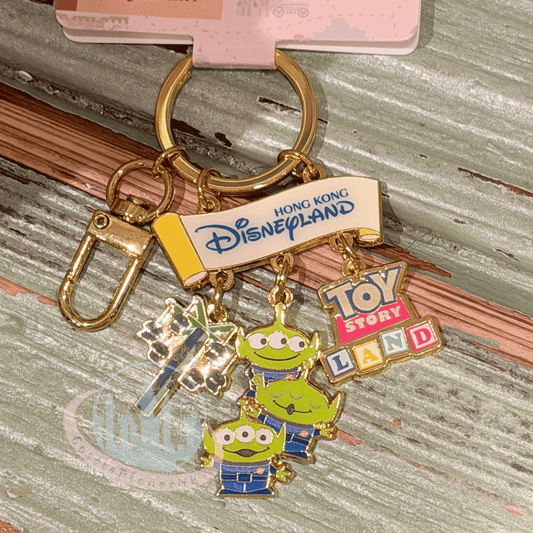 "Pre-Order" HKDL - Little Green Men/ Aliens "Toy Story Land" Keychain, Park Area Themed 2026