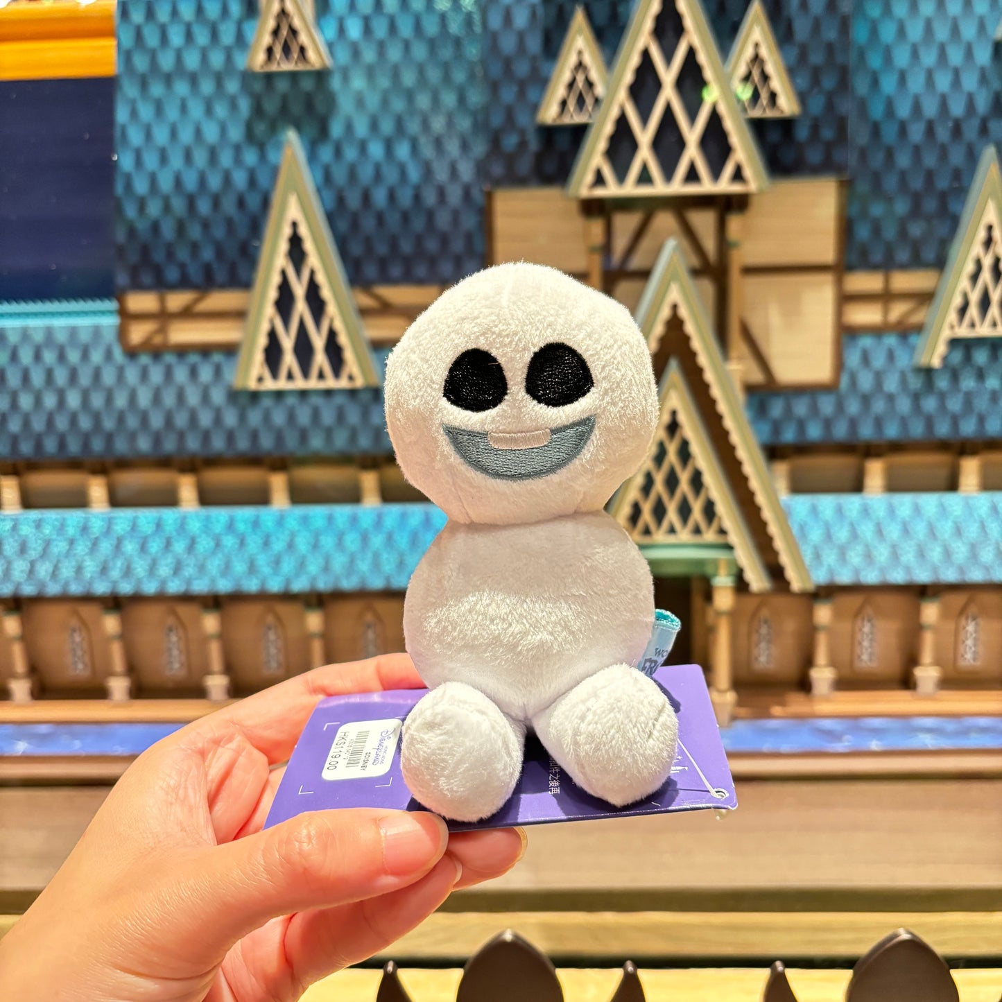 HKDL - Snowgie Magnetic Shoulder Pal Plush (Frozen)【Ready Stock】