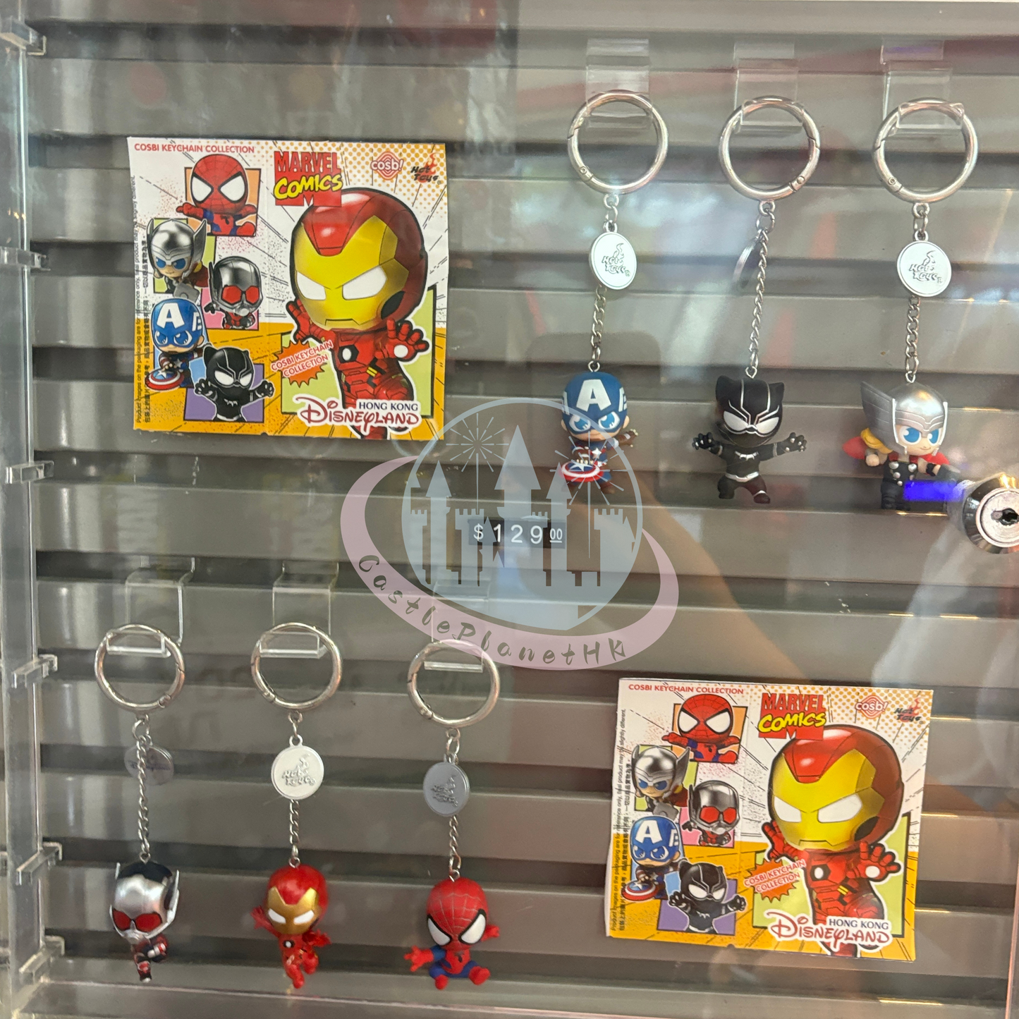 "Pre-Order" HKDL - Disney MARVEL Comics Keychain Blind Box, COSBI