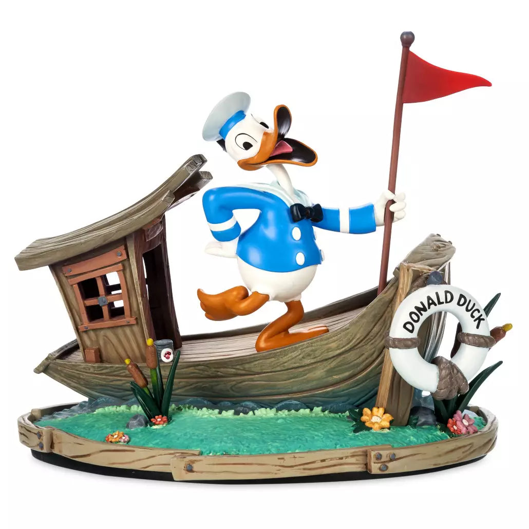 "Pre-Order" HKDL - Donald Duck 90th Anniversary Figure, The Wise Little Hen