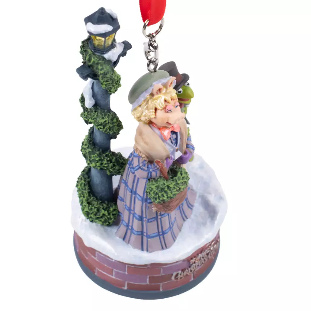 “Pre-order” HKDL - Kermit and Miss Piggy Sketchbook Ornament, The Muppet Christmas Carol