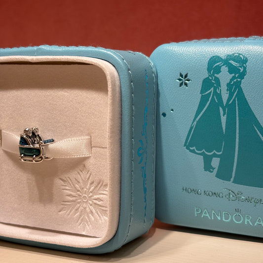 “Pre-order” HKDL - Anna & Elsa Charm (Disney X PANDORA)