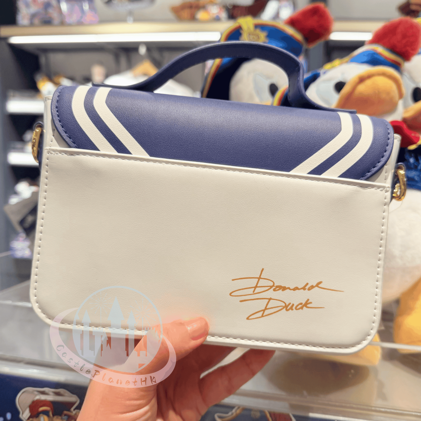 "Pre-Order" HKDL - Daisy Sailor Collar Crossbody Bag, Donald Captain 2026