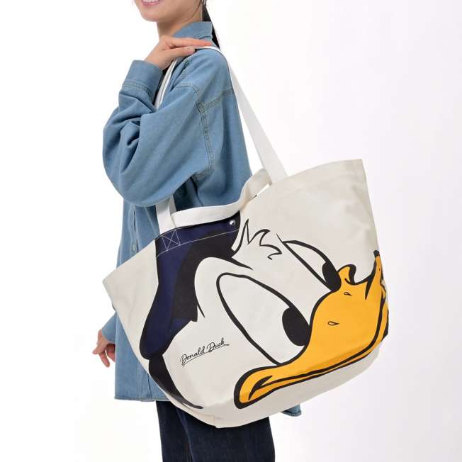 "Pre-Order" JDS - Donald Duck Mega Tote Bag, DONALD FASHION 2026