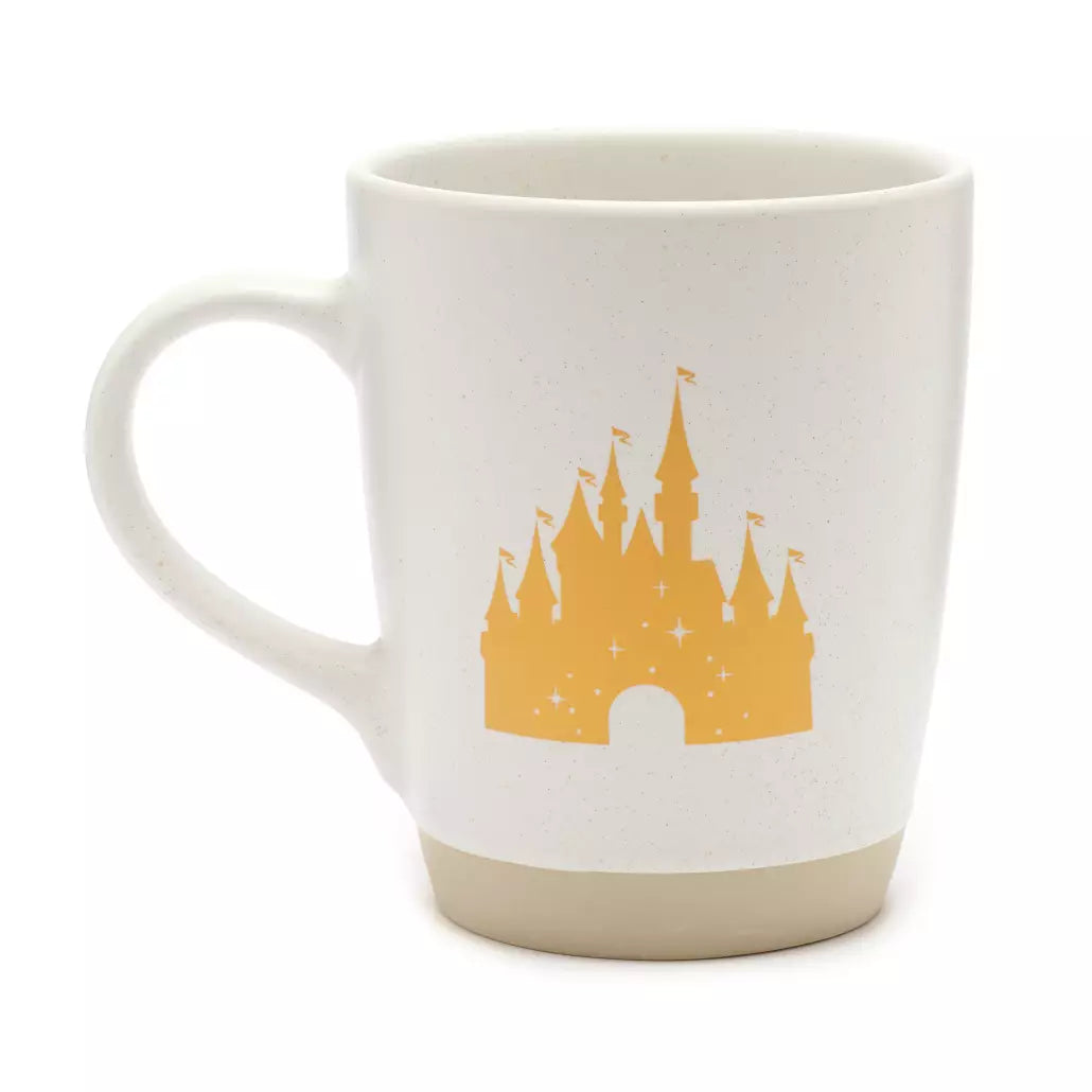 “Pre-order” HKDL - ''Living in a Fantasyland'' Castle Mug