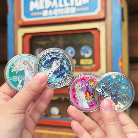 “Pre-order” HKDL - Frozen Series Disney Collectible Medallions