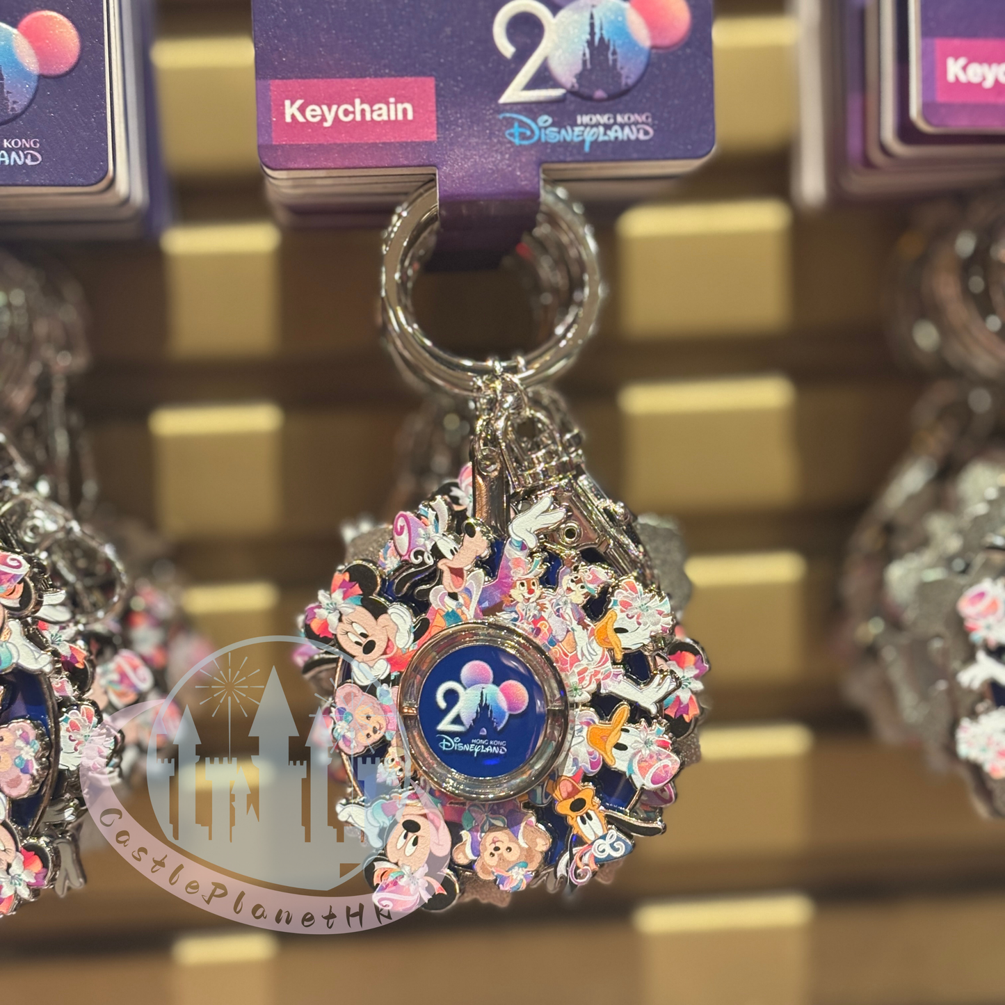 "Pre-Order" HKDL - Mickey & Friends Metal Keychain, HKDL 20th Anniversary Grand Celebration