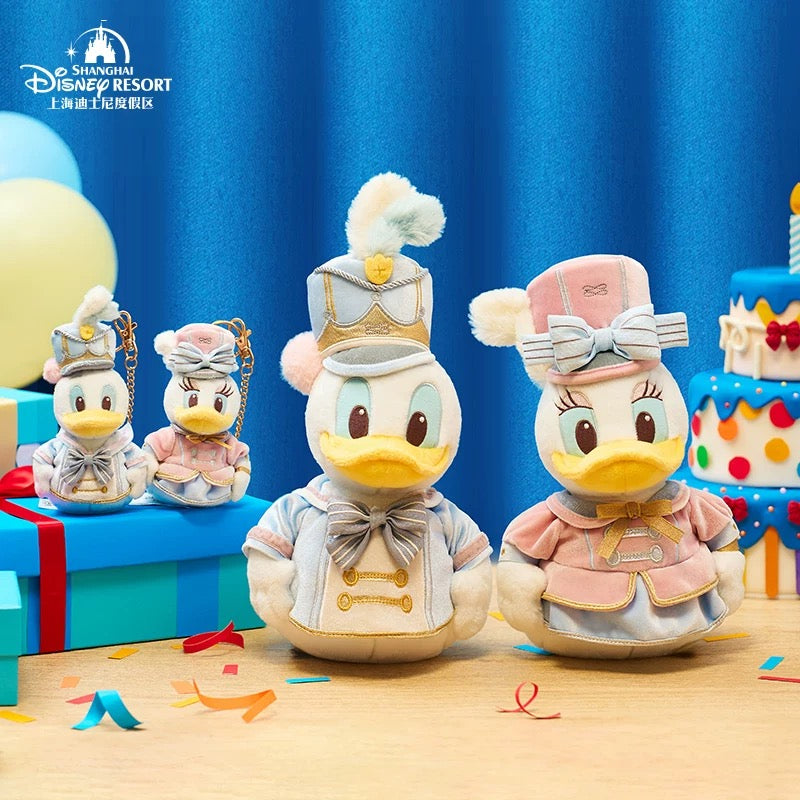 “Pre-order” SHDR - Donald Duck Plush, DONALD BIRTHDAY 2025