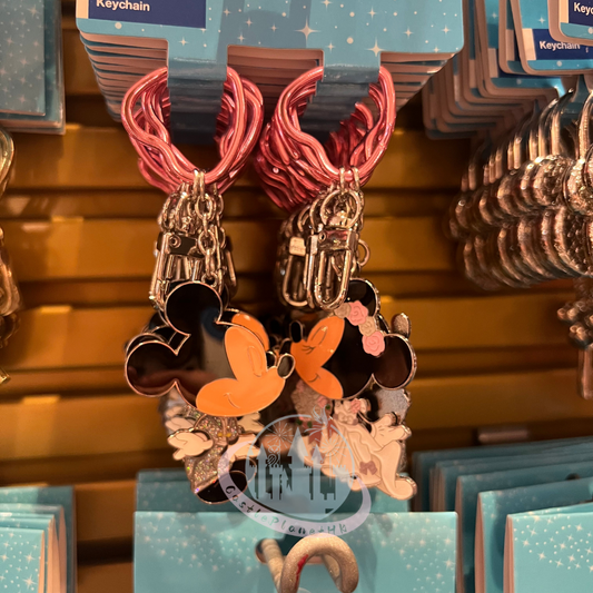 "Pre-Order" HKDL - Cute Mickey and Minnie Wedding Dressing Pair Keychain