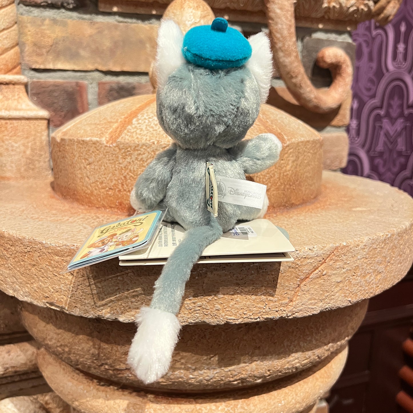 HKDL - Gelatoni Magnetic Shoulder Pal Plush【Ready Stock】