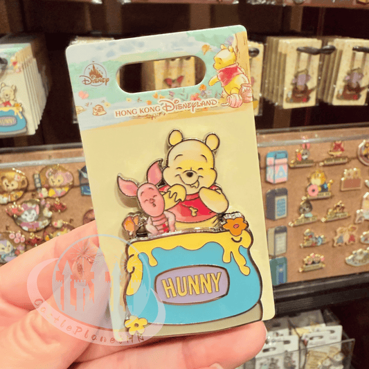 "Pre-Order" HKDL - Winnie the Pooh & Piglet Pin, Honey-Filled Adventure 2026