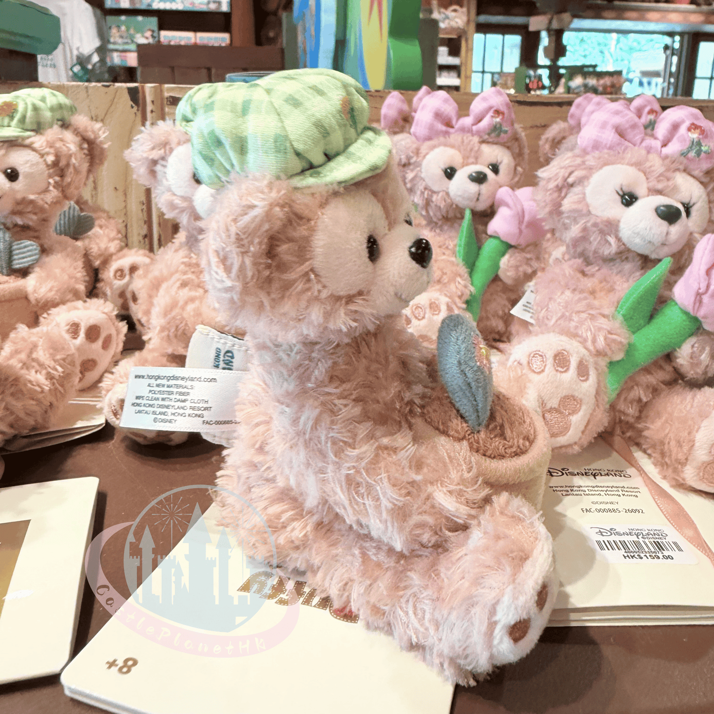 "Pre-Order" HKDL - Duffy Magnetic Shoulder Pal Plush, Duffy and Friends Garden 2026