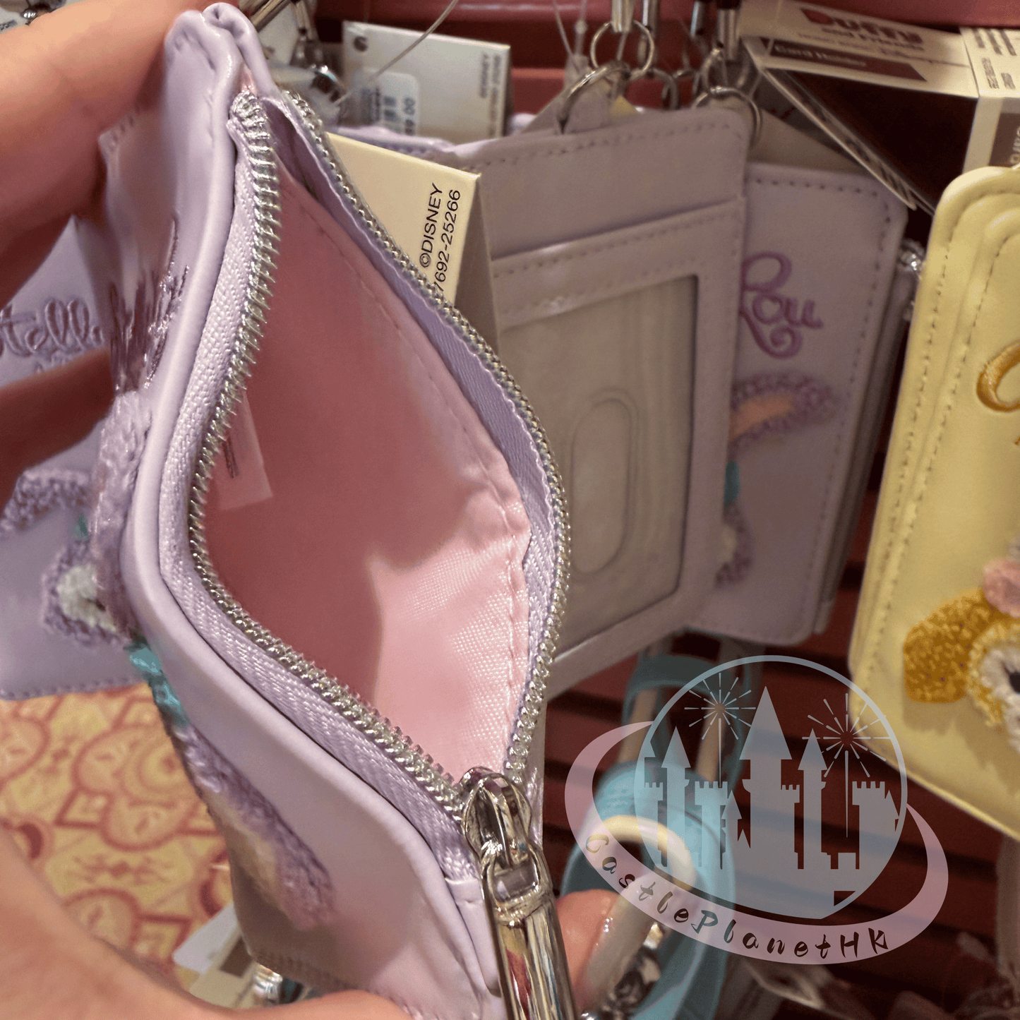 "Pre Order" HKDL - StellaLou Pass Case Reel Type, Duffy and Friends