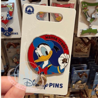 "Pre-Order" HKDL - Donald Duck 'Want to Trade?' Pin