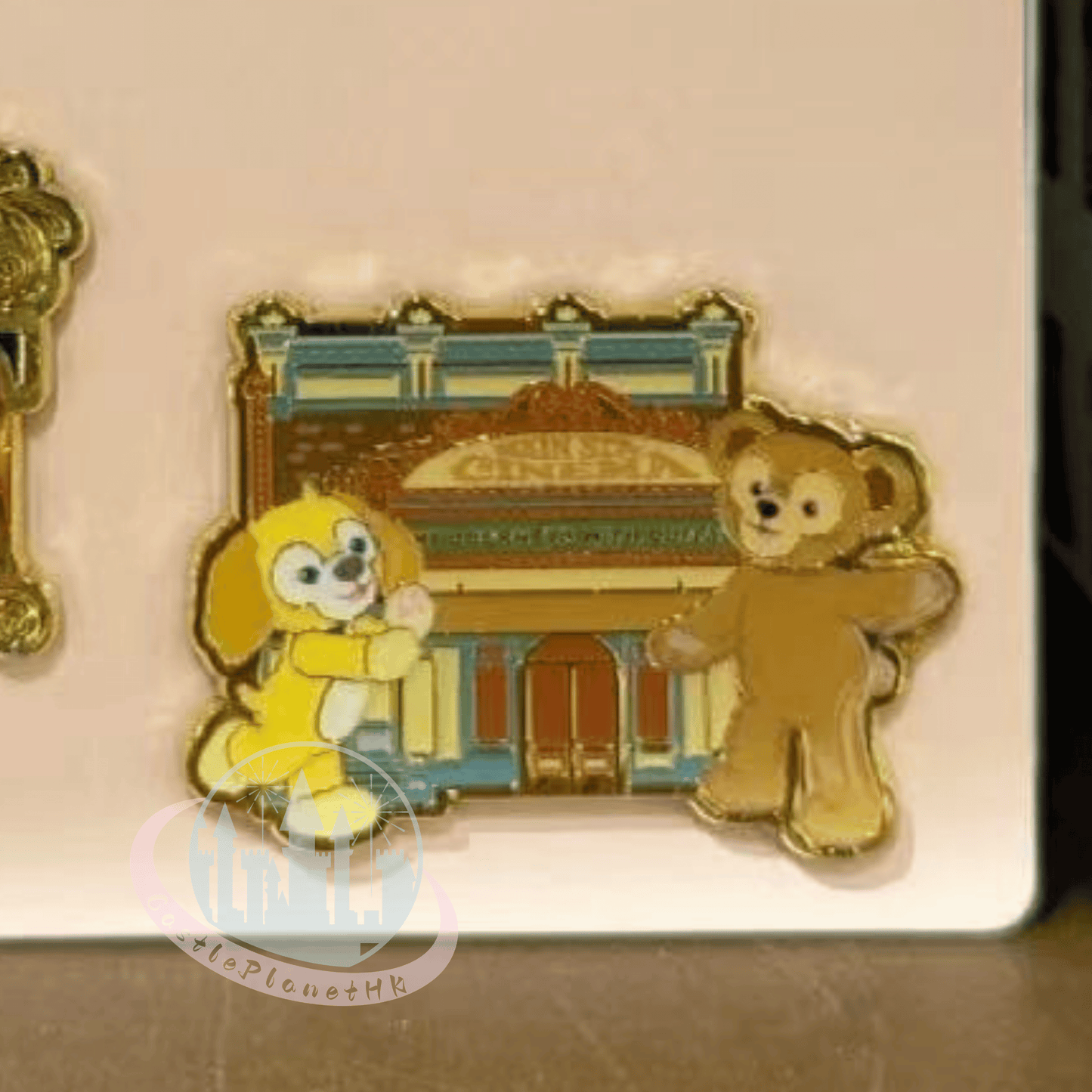 "Pre-Order" HKDL - Duffy & CookieAnn "Main Street U.S.A." Pin set, Park Area Themed 2026