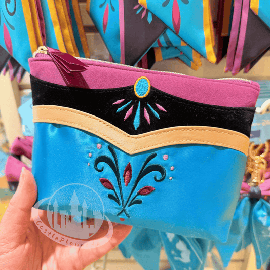"Pre-Order" HKDL - Anna Coronation Dress Pouch, World of Frozen 2026