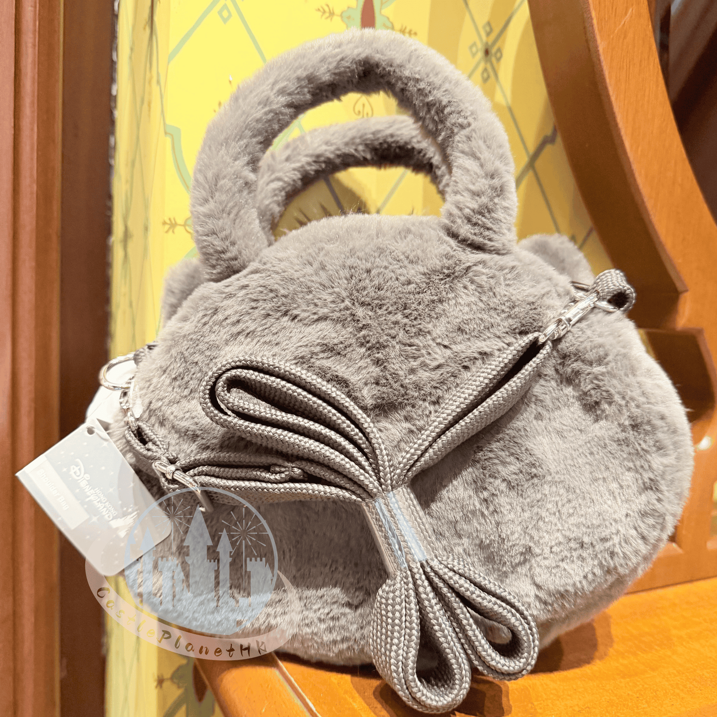 "Pre-Order" HKDL - Lucifer Plush Face Crossbody Bag, Cinderella 2026