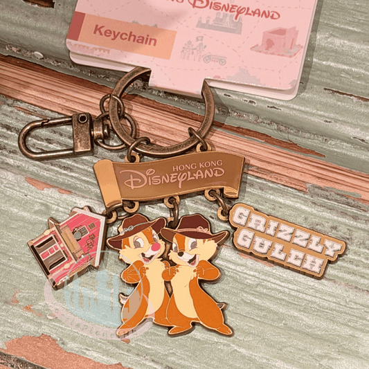 "Pre-Order" HKDL - Chip & Dale "Grizzly Gulch " Keychain, Park Area Themed 2026