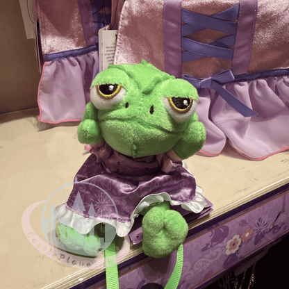 "Pre-Order" HKDL - Pascal Magnetic Shoulder Pal Plush, Tangled 2026