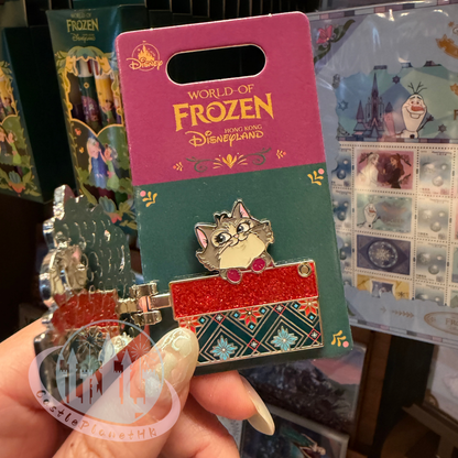 "Pre-Order" HKDL - Elsa and Anna Holiday Box Pin, World of Frozen
