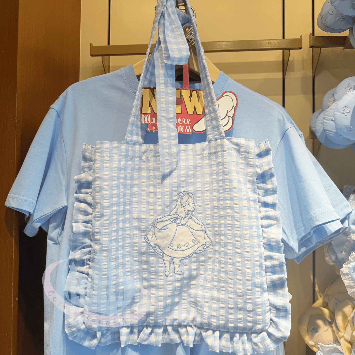 "Pre-Order" HKDL - Alice Tote Bag, Alice in Wonderland 75th Anniversary 2026