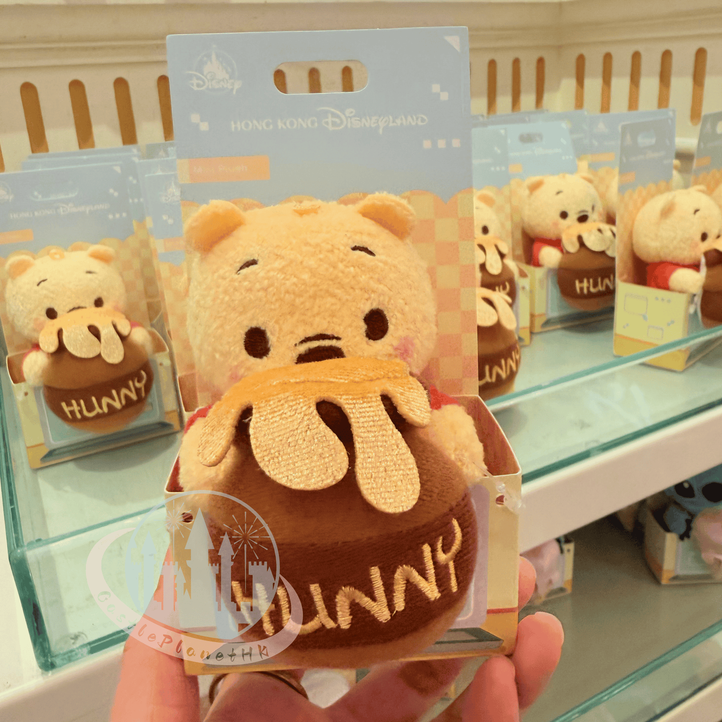 "Pre-Order" HKDL - Winnie the Pooh mini Plush Toy, Monitor Sitter 2026