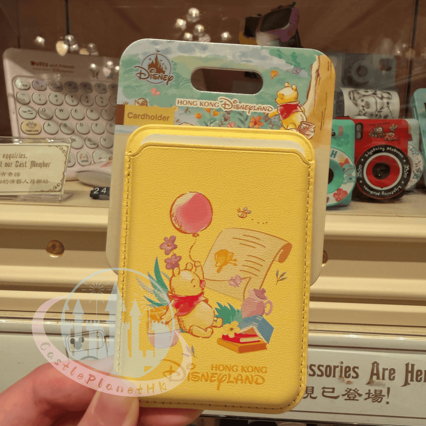 "Pre Order" HKDL - Winnie the Pooh Magsafe Cardholder