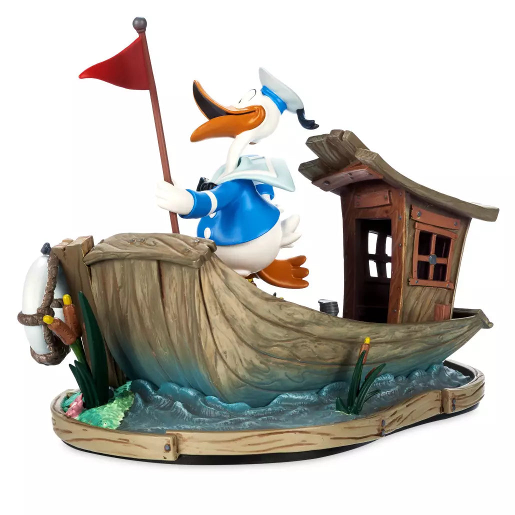 "Pre-Order" HKDL - Donald Duck 90th Anniversary Figure, The Wise Little Hen