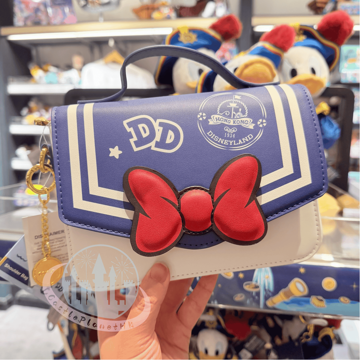 "Pre-Order" HKDL - Daisy Sailor Collar Crossbody Bag, Donald Captain 2026
