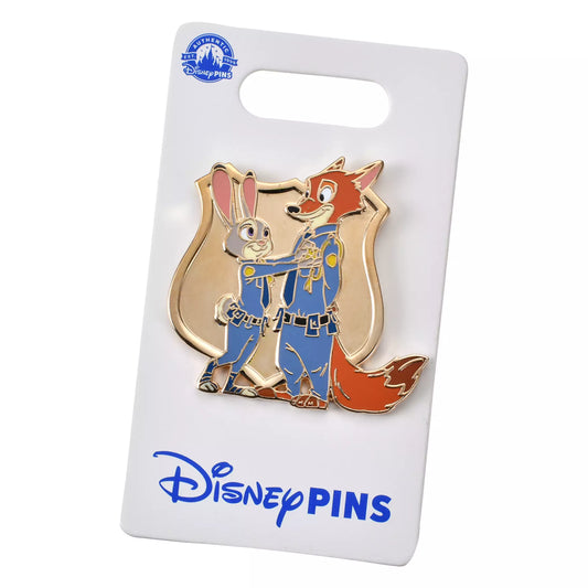 "Pre-Order" HKDL - Judy Hopps & Nick Wilde Graduation Pin, Zootopia 2