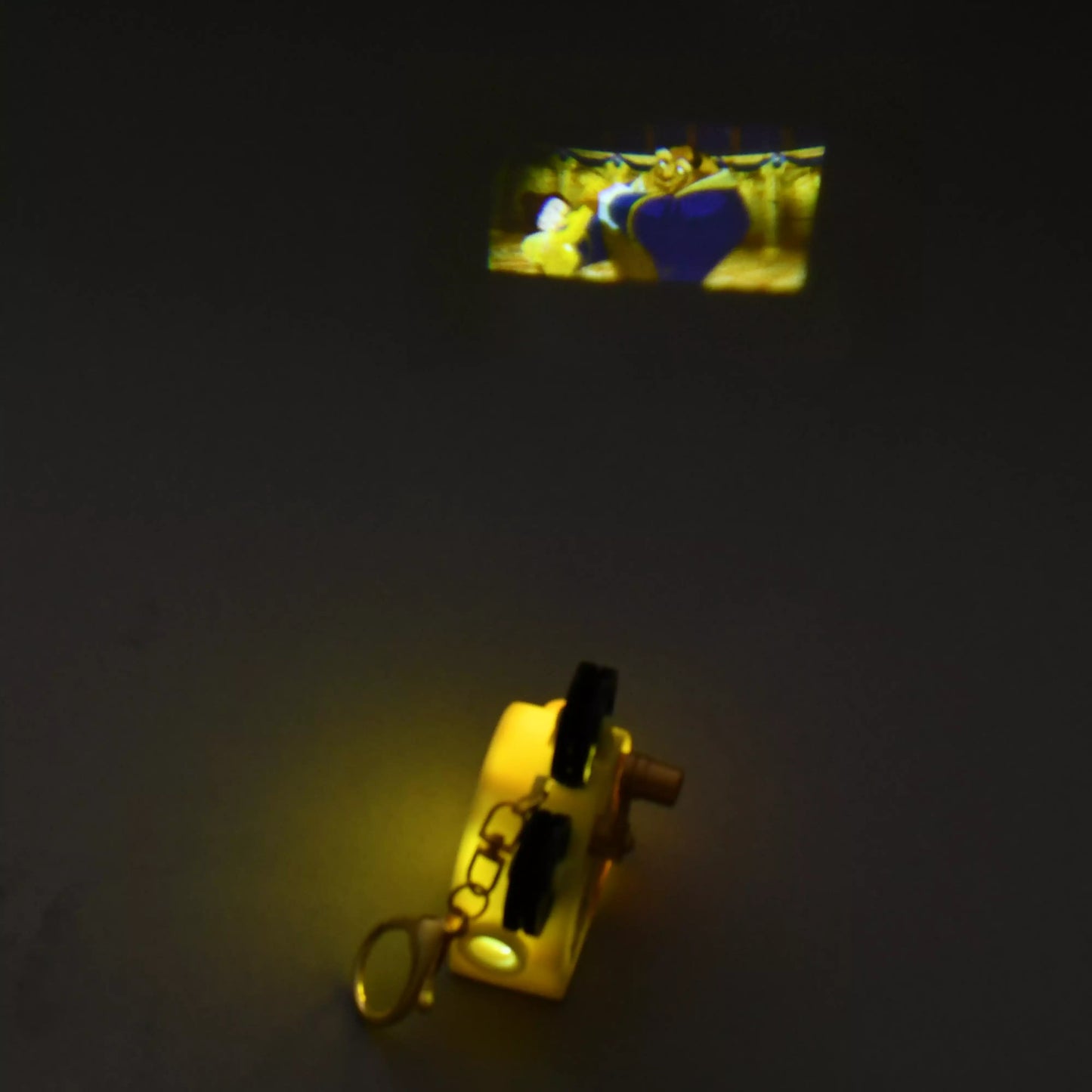 "Pre-Order" JDS - Beauty and the Beast Belle Light-Up Keychain, Projector Key Chain Fes
