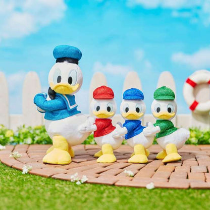 "Pre-Order" JDS - "Pre-Order" JDS - Donald & Huey, Dewey, Louie Plush Toy, Exclusive Magic 2026 (Estimated delivery date: 2026/10)