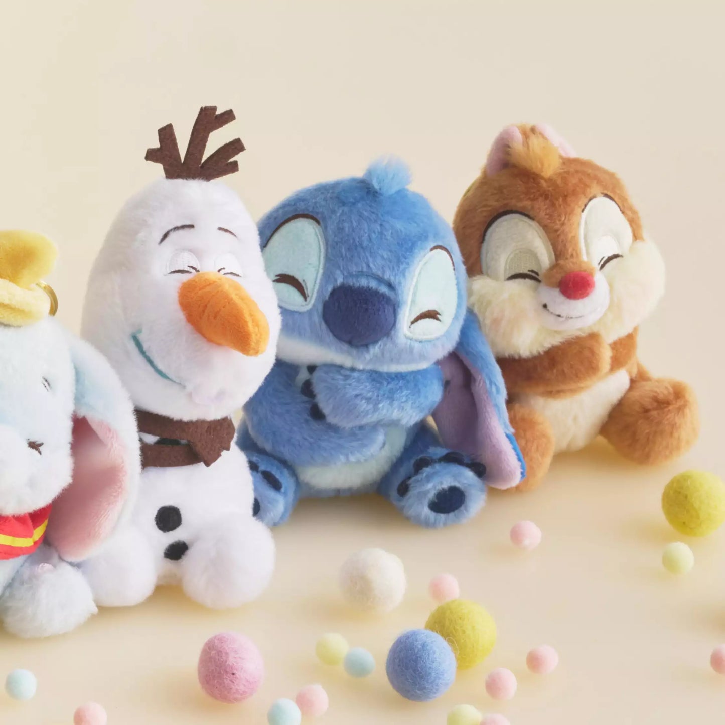 HKDL -  Stitch Plush Keychain "Gyutto Cute Collection"【Ready Stock】