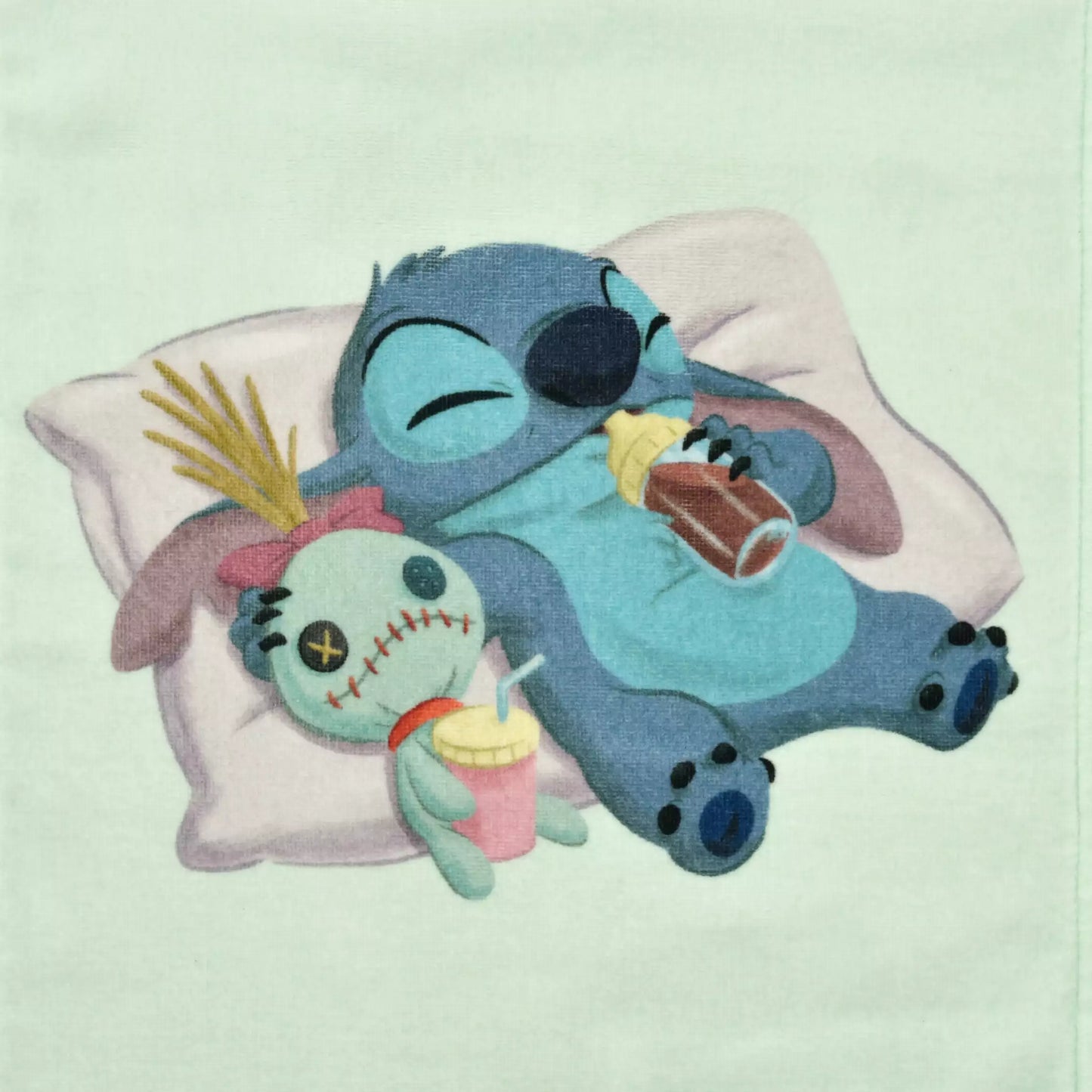 “Pre-Order” JDS - Stitch & Scrump Face Towel, Disney Stitch Day Collection 2025