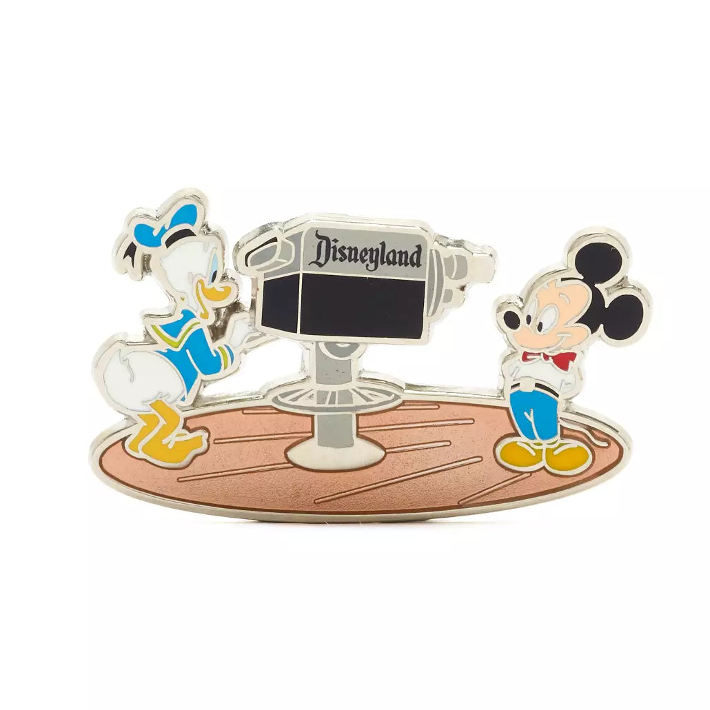 「プレオーダー」HKDL - ミッキーマウスとドナルドダックのピン、ウォルト・ディズニーのディズニーランド