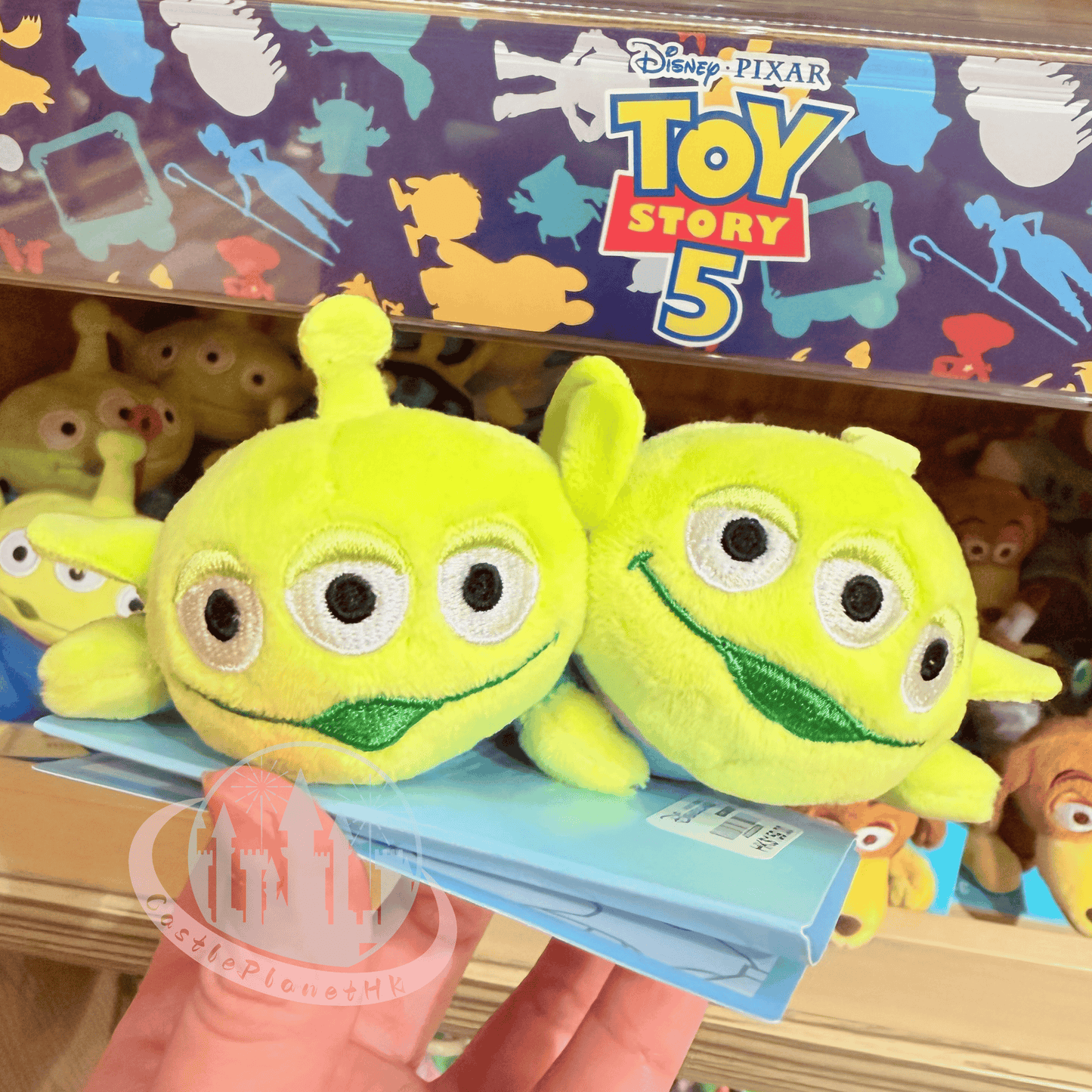 “Pre-Order” HKDL - Alien/ Little Green Mens Magnetic Shoulder Pal Plush, Toy Story 2026