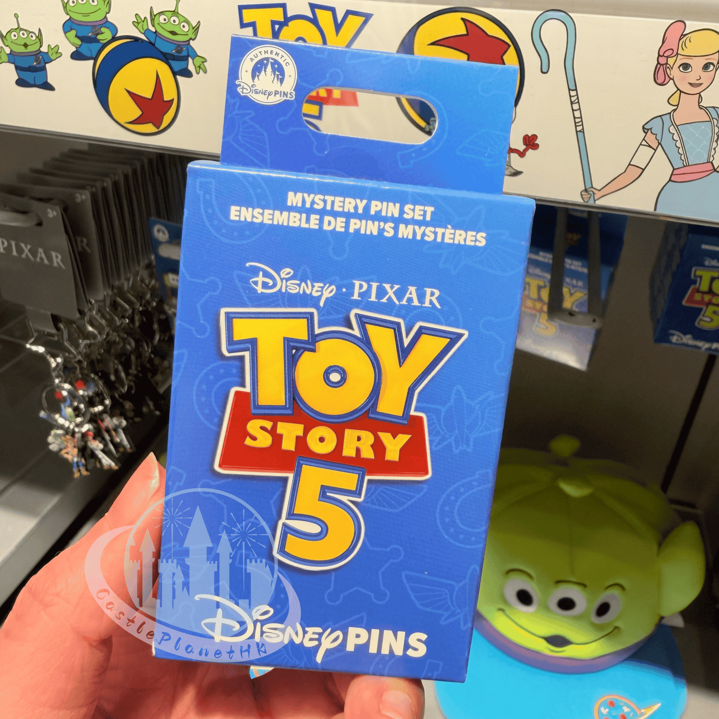 "Pre-Order" HKDL - Toy Story 5 2-Piece Mystery Pin Blind Pack, Toy Story 2026