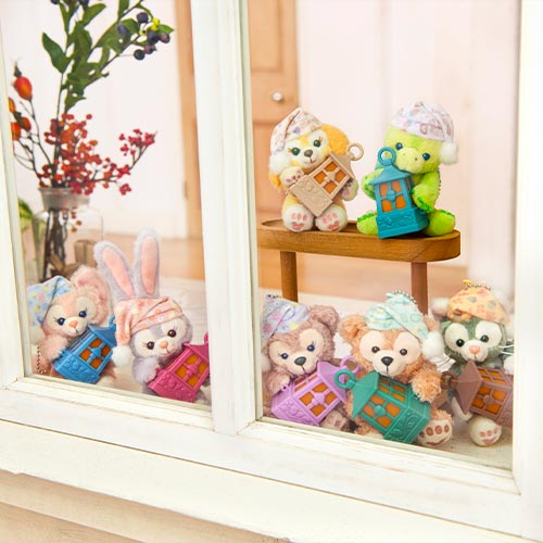 "Pre-Order" TDR - Duffy Plush Badge - Sitting (Fall’s Sound Invitations)