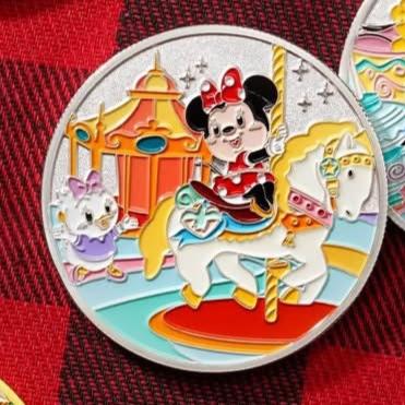 "Pre-Order" HKDL - Minnie and Daisy (Disney collectible coins)