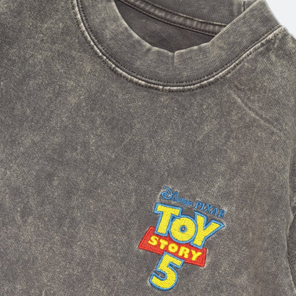 “Pre-order” HKDL - PONY RIDERS WASHED GRAPHIC BOXY TEE for Adults, TOY STORY X GROCERY 2026